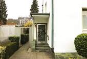 Hauseingang - 9 Zimmer Mehrfamilienhaus, Wohnhaus zum Kaufen in Köln Holweide