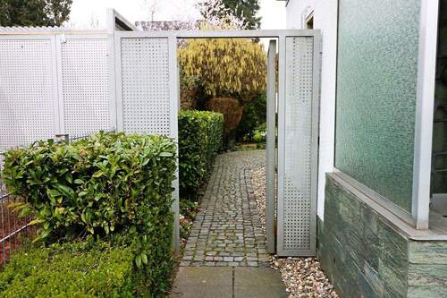 Gartentoranlage - 9 Zimmer Mehrfamilienhaus, Wohnhaus in Köln Holweide