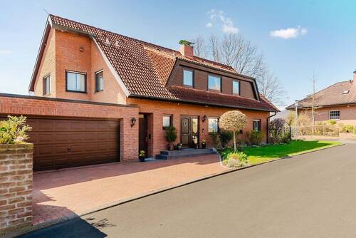 Außenansicht Nordseite - 7 Zimmer Einfamilienhaus in Kassel / Niederzwehren