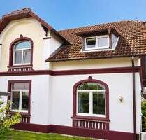 Einfamilienhaus mit Einliegerwohnung oder 2-Generationenhaus - Barsbüttel Stemwarde