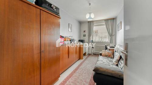 Büro 1 - 