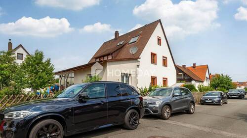 Außenansicht 2 - 1 Zimmer Mehrfamilienhaus, Wohnhaus zum Kaufen in Nürnberg