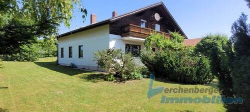 Ansicht - * Familientraum mit großem Garten in Otzing *