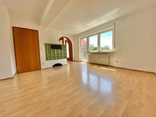 Wohnen. - 2 Zimmer Etagenwohnung zur Miete in Coburg