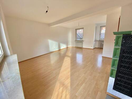 Wohnen.. - 2 Zimmer Etagenwohnung in Coburg