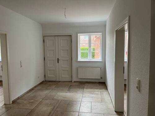 Eingangsbereich - 4 Zimmer Etagenwohnung zur Miete in Steinkirchen