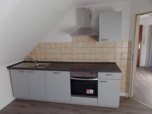 Küche.JPG - Etagenwohnung mit 53,40 m² in Heide zur Miete