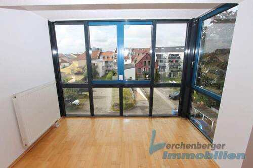 Niesche im Wohnzimmer - 2 Zimmer Etagenwohnung in Deggendorf