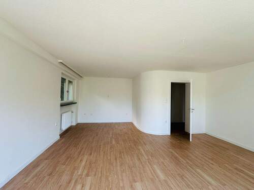 Wohnzimmer Untergeschoss - 6 Zimmer Mehrfamilienhaus, Wohnhaus zur Miete in Coburg