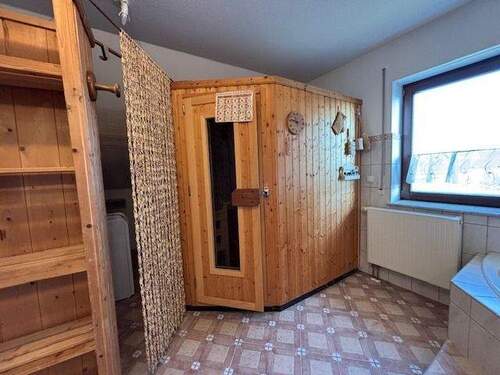 mit Sauna - 