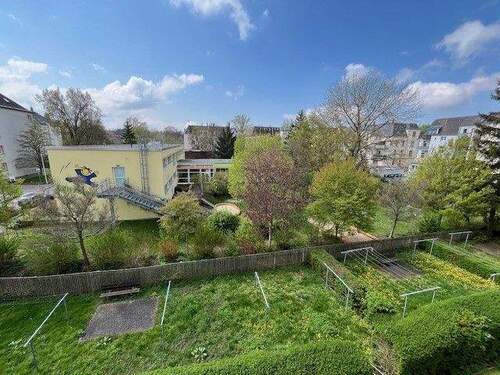 Blick in den Innenhof - 3 Zimmer Etagenwohnung in Zwickau