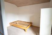 Schlafzimmer 1 OG.jpg - 