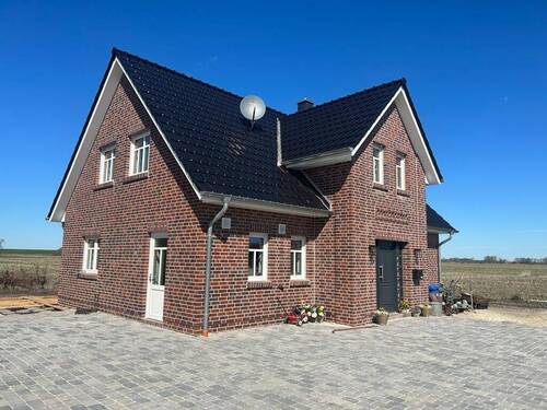 Referenzobjekt - 5 Zimmer Einfamilienhaus zum Kaufen in Bad Zwischenahn / Wehnen