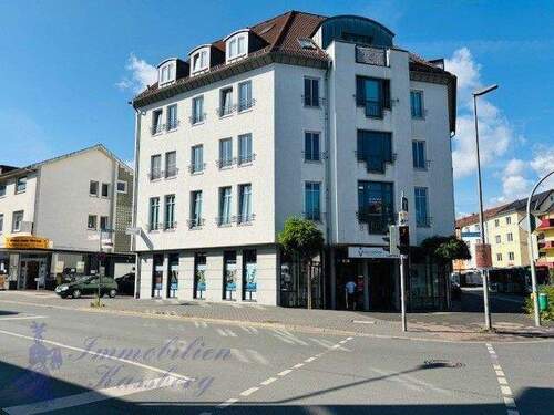 Gepflegte Immobilie - Moderne Praxis- & Büroetage in bester Lage - ca. 200 m vom Klinikum Lippe -Detmold entfernt.