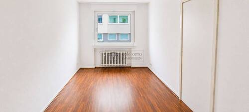 Helles Schlafzimmer 1 - Etagenwohnung mit 70,00 m&sup2; in Köln zum Kaufen