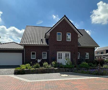 Referenzobjekt - Modernes Wohnen trifft ländliche Idylle - Neubau-Einfamilienhaus in Apen