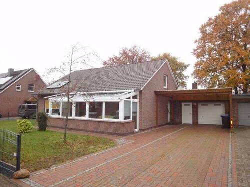 DSC01581 - Ebenerdiges Wohnhaus mit Wintergarten und Garage in Bockhorn - Osterforde