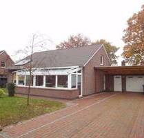 Ebenerdiges Wohnhaus mit Wintergarten und Garage in Bockhorn - Osterforde