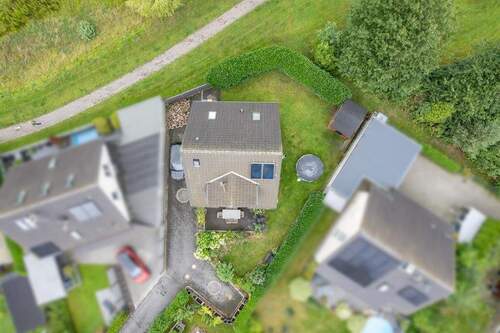 Grundstück - 4 Zimmer Einfamilienhaus in Schwarzenbek