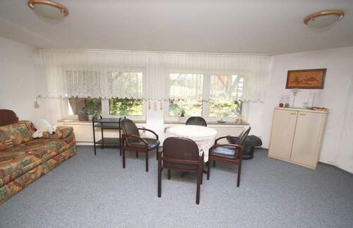 großes Arbeitszimmer im Souterrain - 