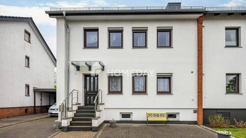 Außenansicht 3 - Modernisiertes Einfamilienhaus mit flexibler Aufteilung, viel Platz und großem Garten