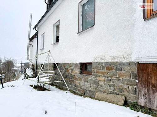 Einfamilienhaus in Neundorf - 7 Zimmer Einfamilienhaus in Wiesa / Neundorf