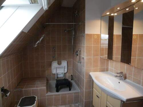 Dusch-/Wannenbad OG - 