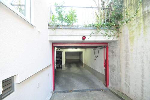 TG-Einfahrt mit Sender - 