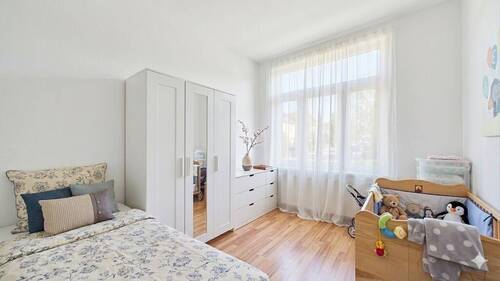 Schlafzimmer - 2 Zimmer Etagenwohnung zum Kaufen in Wuppertal