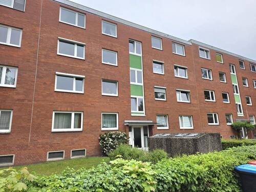 Außenansicht - Was für eine Wohnung im 1. OG. Zugreifen.