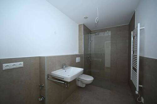 Duschbad mit WM-Anschluss - 