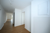 Platz für Garderobe - 3 Zimmer Etagenwohnung zur Miete in Seubersdorf