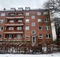 Klassiker trifft Effizienz: Vermietete Wohnung in teils energetisch sanierten Haus in Barmbek-Nord - Hamburg