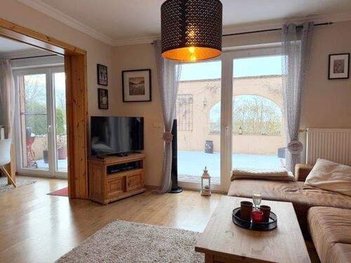 Wohnzimmer - 5 Zimmer Einfamilienhaus zum Kaufen in Güstrow