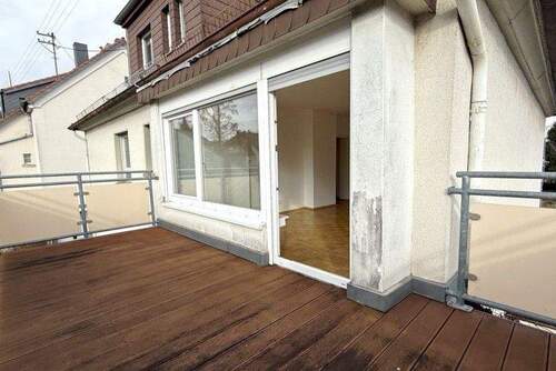 großer Balkon - Etagenwohnung mit 82,00 m&sup2; in Frankfurt am Main zur Miete