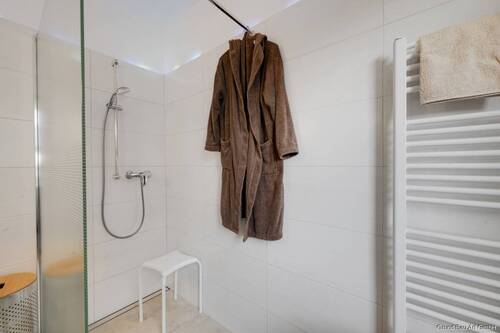 ebenerdige Dusche im Bad - 