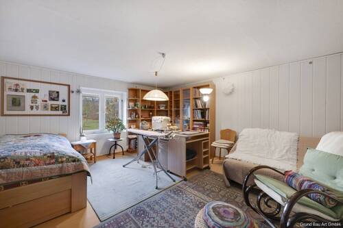 Hobbyraum auf der unteren Ebene, ebenerdig zum Garten - 