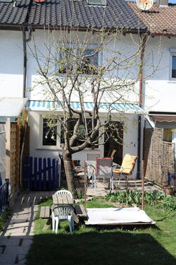 Blick vom Garten - Helles, freundliches Reihenmittelhaus in Leonberg von privat