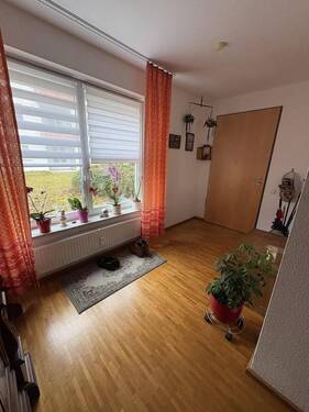 Eingangsbereich/Flur - 2 Zimmer Etagenwohnung zum Kaufen in Hechingen