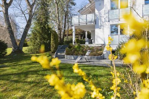 Garten - Stilvolle Gartenwohnung mit Bergblick und gehobenem Wohnkomfort