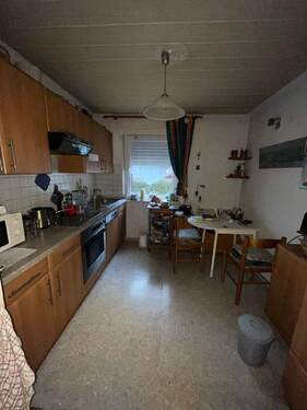 Die Küche - 8 Zimmer Reihenmittelhaus in Saarbrücken / Güdingen