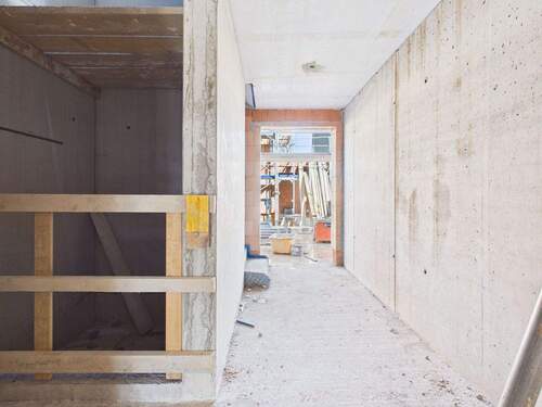 Hauseingang - 3 Zimmer Etagenwohnung zum Kaufen in Ingolstadt