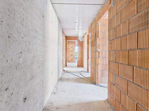 Eingangsbereich / Flur - Etagenwohnung mit 90,50 m&sup2; in Ingolstadt zum Kaufen