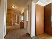 Flur - 6 Zimmer Einfamilienhaus zum Kaufen in Lottstetten