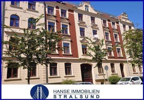 Außenfassade - moderne 3-Zimmerwohnung im Jungfernstieg