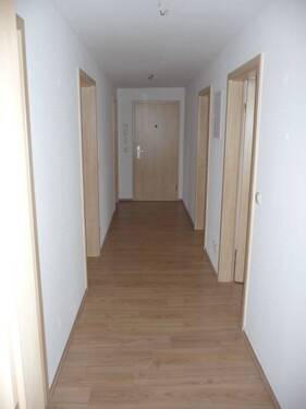 Flur - 3 Zimmer Etagenwohnung zur Miete in Stralsund