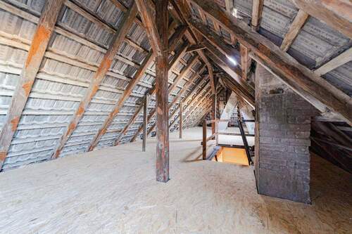 Spitzboden - 