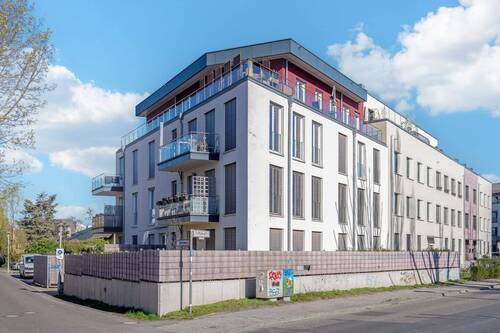 Außenansicht - Modernes Wohnen im Grünen: Stilvolle 3-Zimmer-Wohnung mit Balkon in Berlin-Pankow