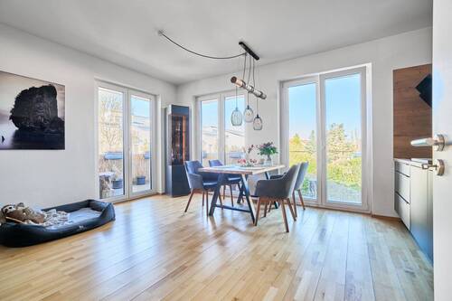 Wohn- und Essbereich - 3 Zimmer Etagenwohnung zum Kaufen in Berlin