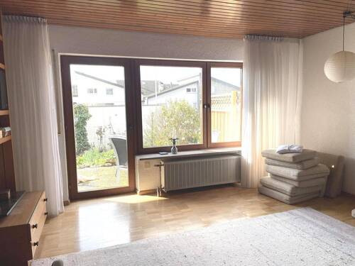 ...mit Zugang zur Terrasse. - 